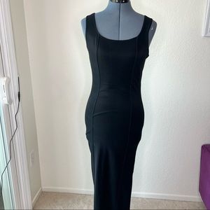 Simple black with side slit